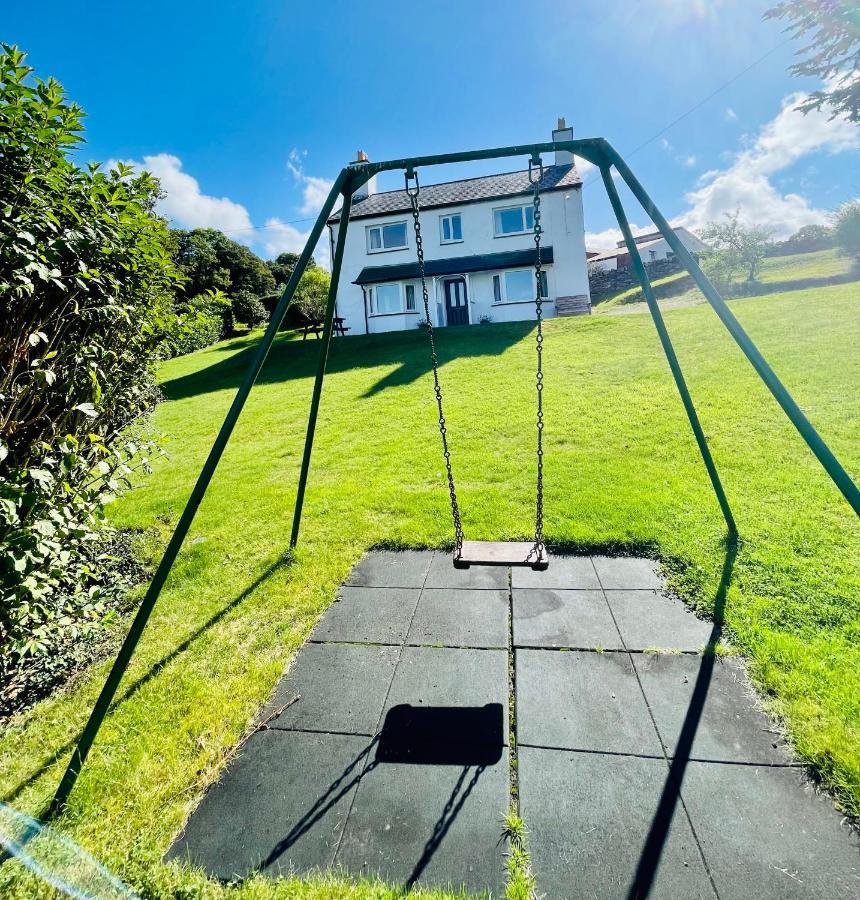 Garth- Stunning Scenic Semi-rural With Games *